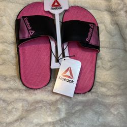 Reebok Girls Black and Pink Slide Sandals Size 1
