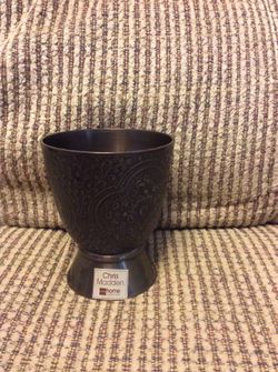 THIS IS 4" TALL. NEW!