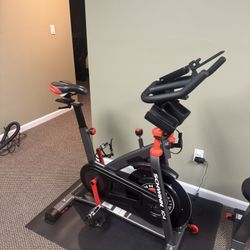 Schwinn IC4 Spin Bike