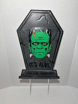 24 inch Frankenstein Metal yard stake / Tombstone Halloween Decoration