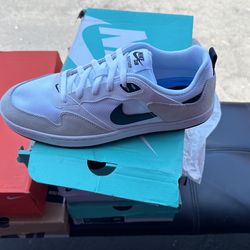 Nike 11