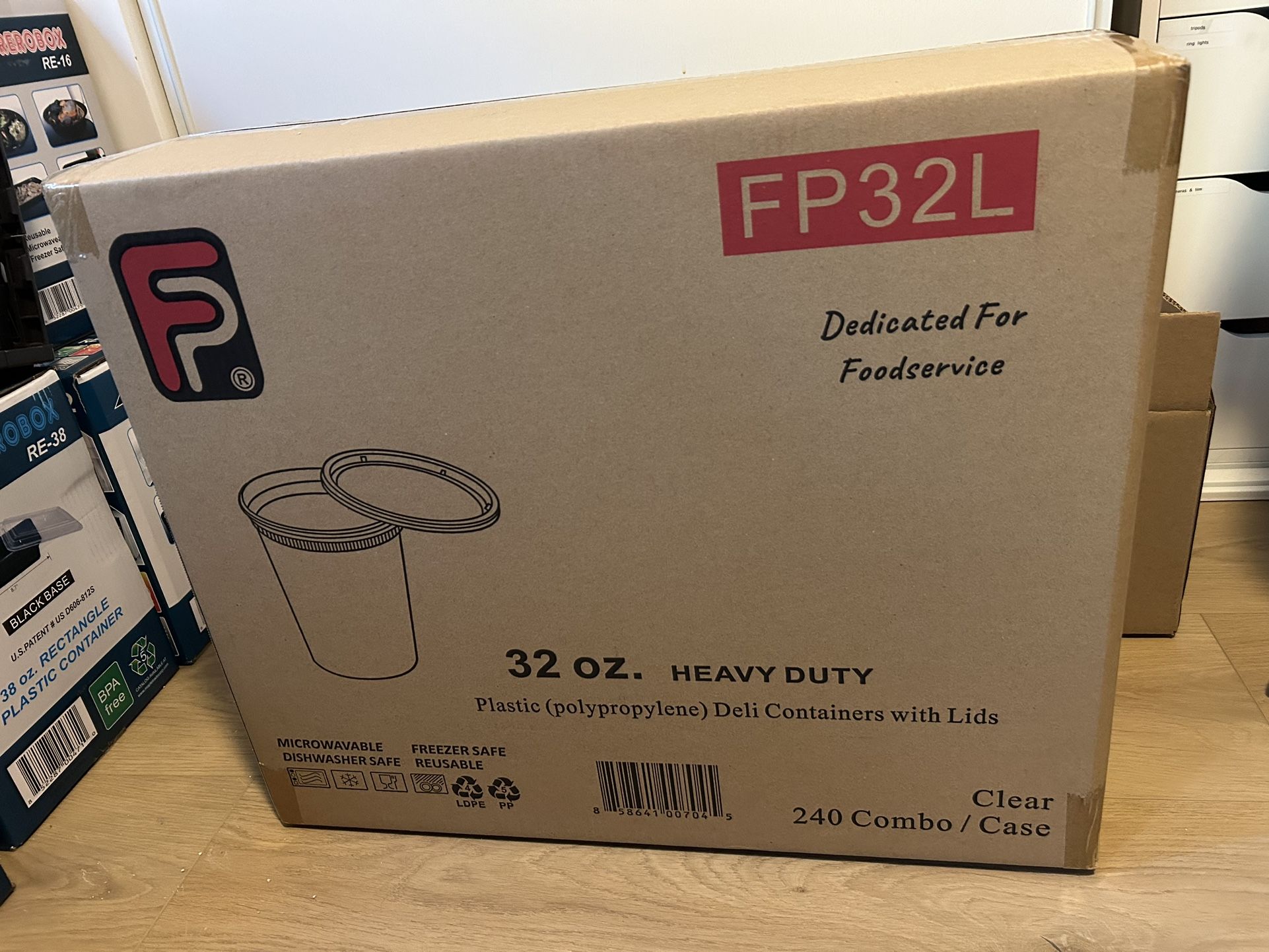 1 Quart Deli Containers