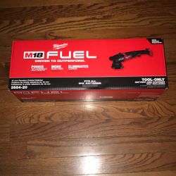 Milwaukee Fuel M18  Random Orbital Polisher Tool Olny $220 Firm 