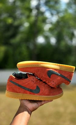 NIKE SB DUNK LOW BURNT SUNRISE