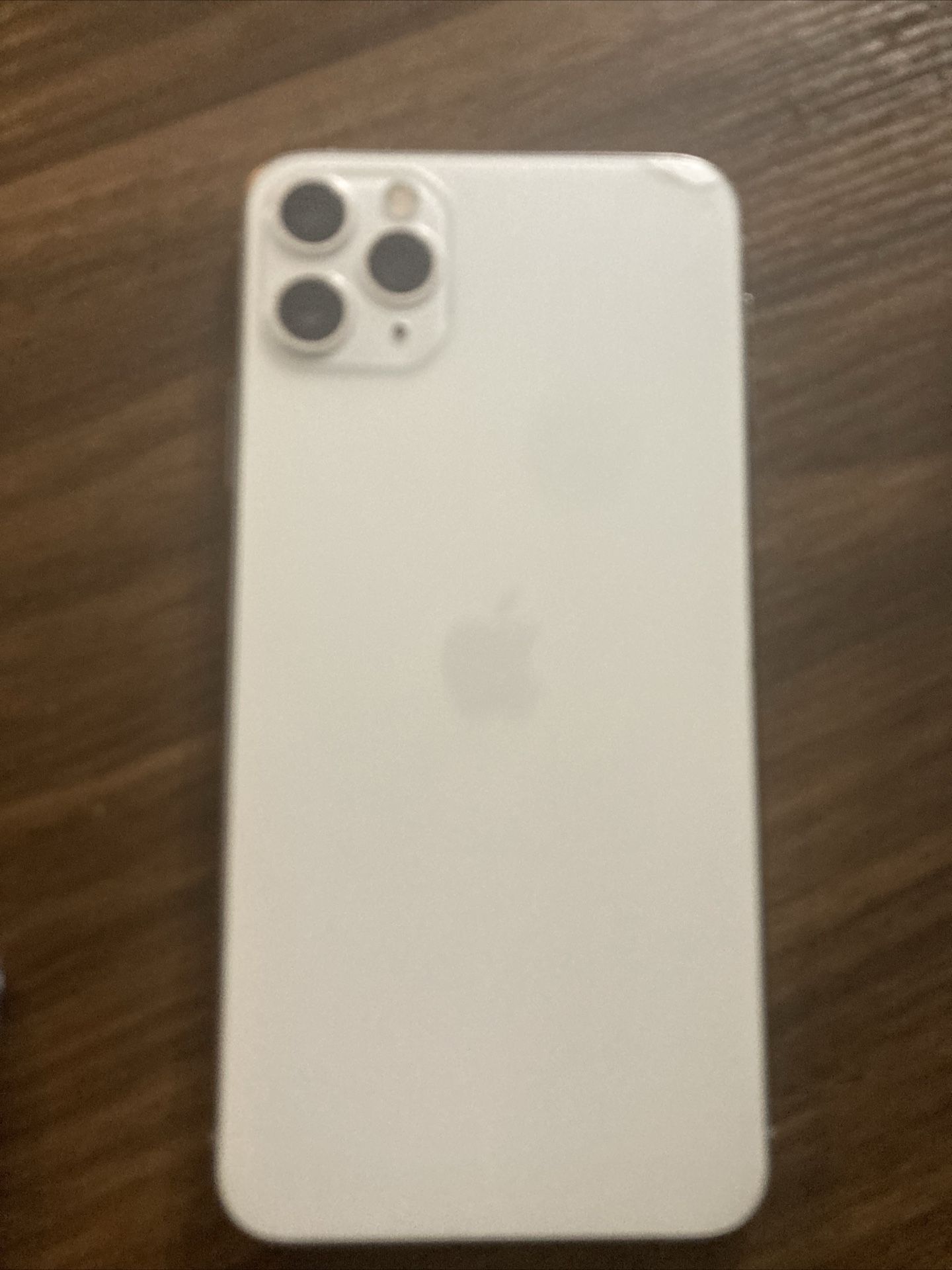 iPhone 11 Pro Max (ICloud Locked)