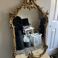 Vintage Baroque-style Mirror 
