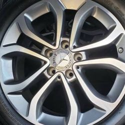 Clk Cla Cls C250 C300 E300 AMG Rims Mercedes Benz Wheels 