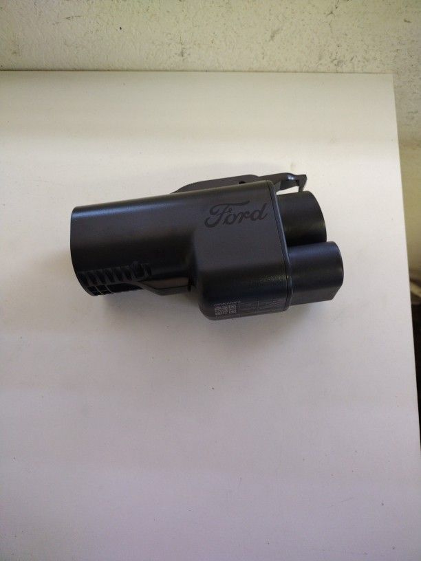 Charging Adapter For Ford