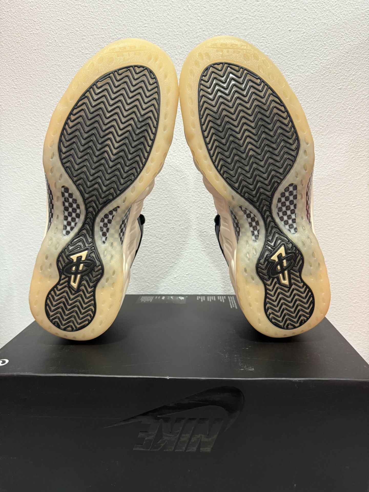 Nike FD5855-002 Air Foamposite One Men\'s Size 9 Shoes Light Orewood Brown LEGIT Nike Air Foamposite One Light Orewood Brown shoe FD5855-002 main image 3