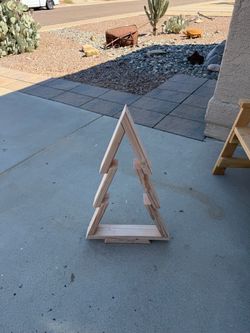 Wooden Triangle Christmas Tree