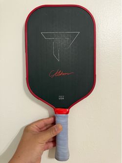Pickleball paddles joola flanklin paddletek sypik hesacore grip