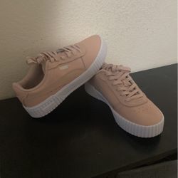 Women’s Puma Shoes 