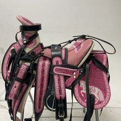 Nueva montura charra bordada