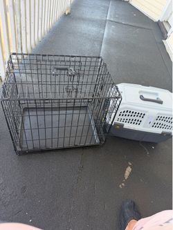 carrier Small/medium dog crate and cat carrier