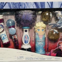Disney Frozen II Deluxe Activity Set 11 Pieces Brand New In Box