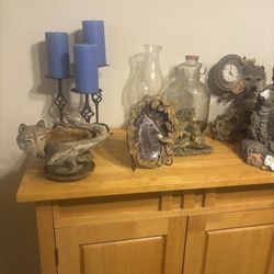 Various Wolf Antiques plates, Candle Holders 