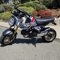 2022 Honda Grom Sport Package Fully Loaded 