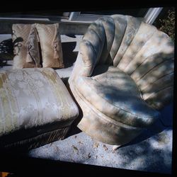 CHAIR AND OTTOMAN PILLOWS GOLD COLOR