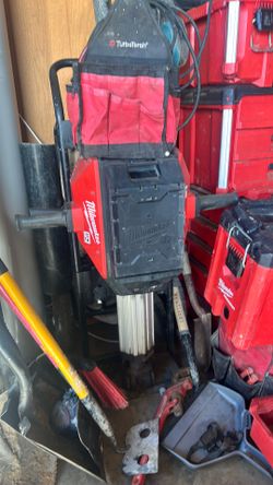 Milwaukee jack hammer