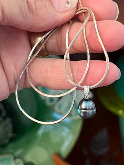 Vintage Sterling Silver and Tahitian Pearl Necklace