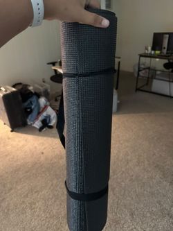 Yoga / Exercise Mat + Carrying Strap - Great Condition