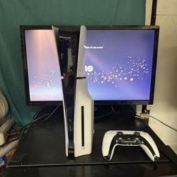PS5 slim 1TB Almost New Disc And Digital 
