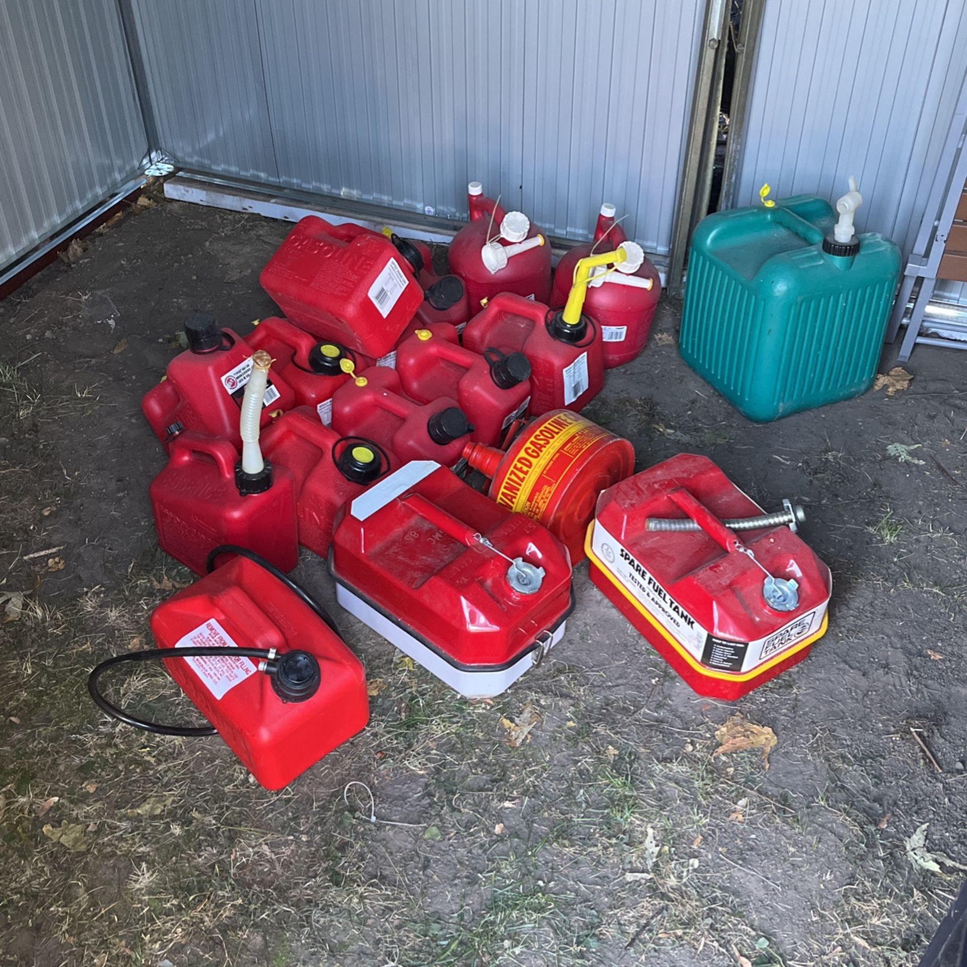 Gas Cans 