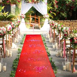 Red Event Carpet Runners 4FT by 100FTj