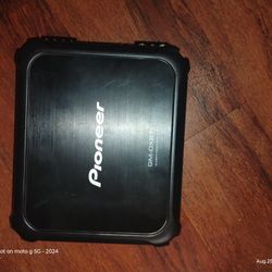 1600 Watt Pioneer 1 Channel Amplifier 