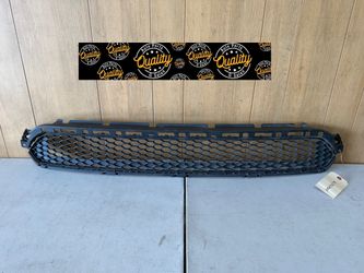 2016 2017 2018 Honda Pilot Front Bumper Lower Grille