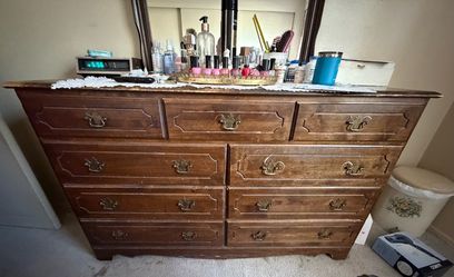 Dresser & Mirror (FREE)