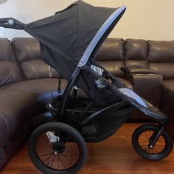 GRACO JOGGER STROLLER 
