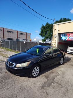 Honda accord  2010