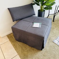 Ottoman/converts to Small Twin Bed