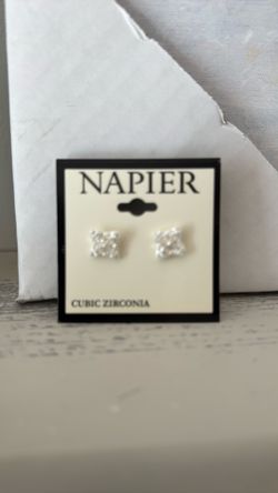 New Cubic Zirconia Pierced Earrings Napier