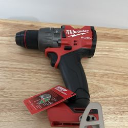 New Milwaukee Drill M18 FUEL (Tool Only Solo Herramienta)
