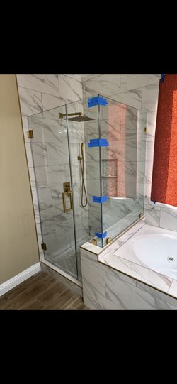 Glass Shower Doors 