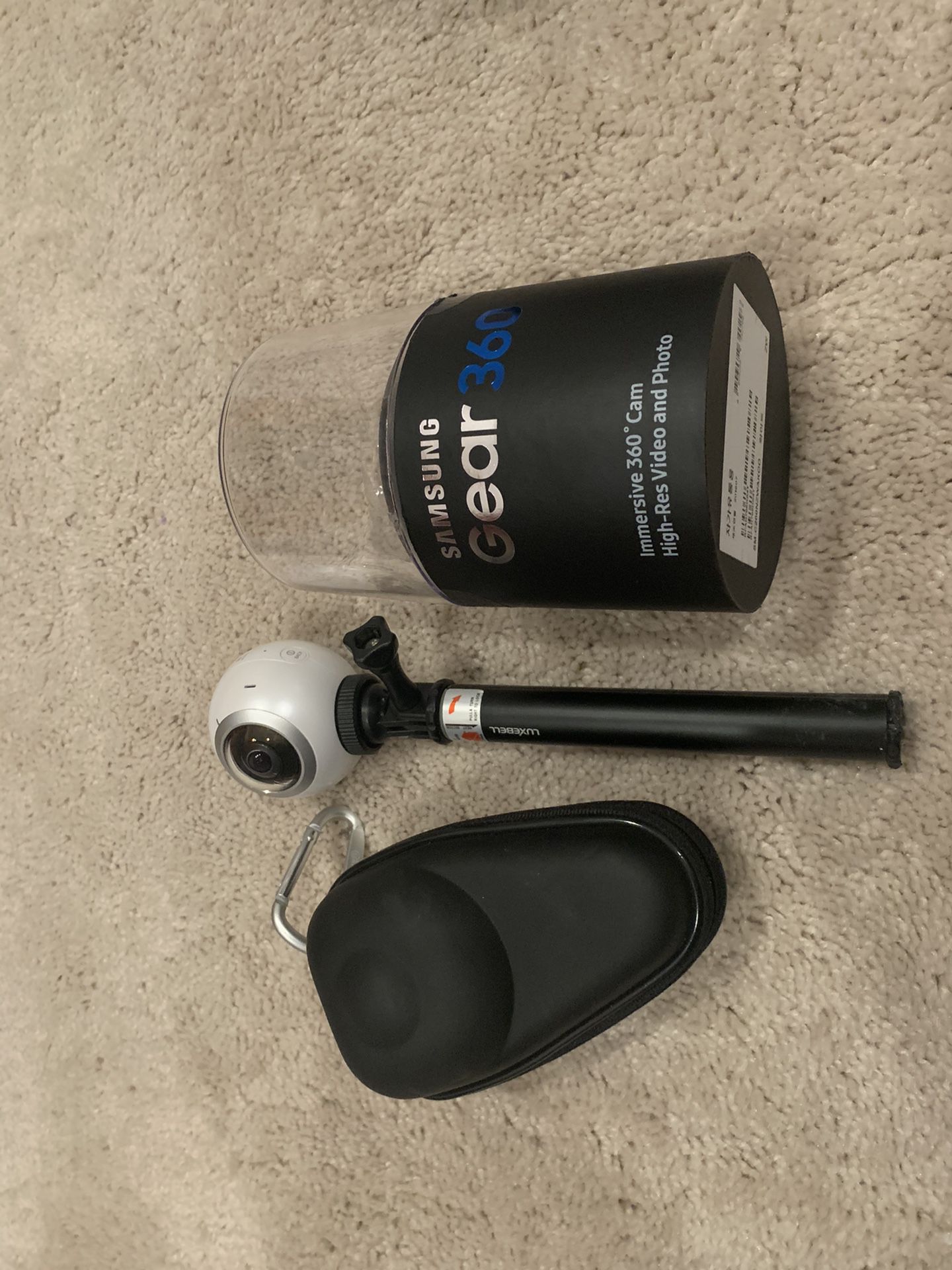 Gear 360 camera with case and stick set