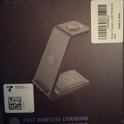 Phone, watch & ear buds charger. Iphone or Android.