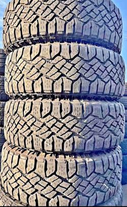 275/70/18 Goodyear set de llantas usadas en buenas condiciones las 4