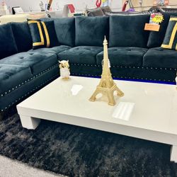 St Patrick Day🍀Beautiful Black Sofa Furniture Sectional Available Amazing Deal $799🍀