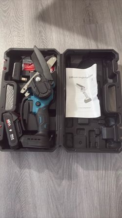 Lithium single hand saw with battery and case
