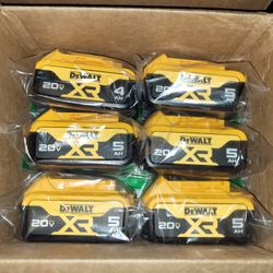 New 20v Dewalt 5AH Batteries DCB205 DCB204