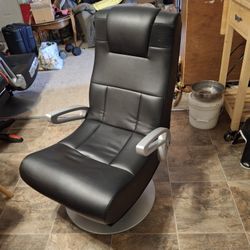 X rocker Gaming Chair With Speakers 
