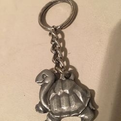  Vintage 1983 I love turtles David Rawcliffe pewter keychain