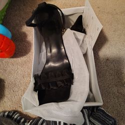 Black Heels Size 7 