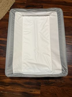 Changing Station for UPPABABY Remi play pen