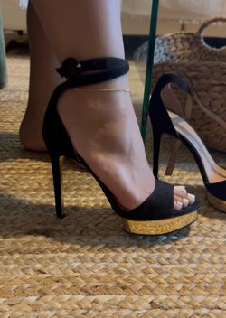 J Lo hills black size 8