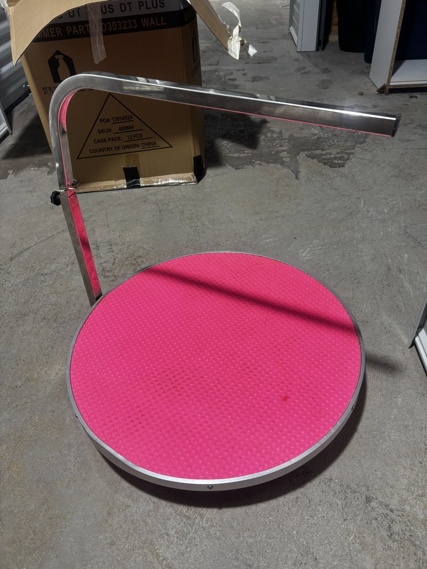 grooming table 