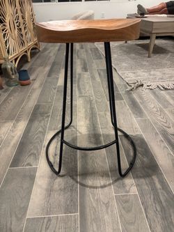 Barstool chair X2